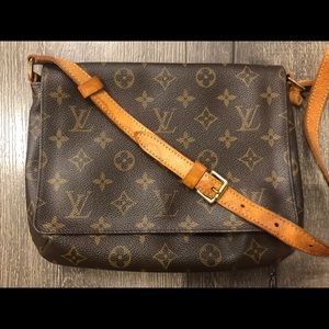 Vintage Louis Vuitton Musette